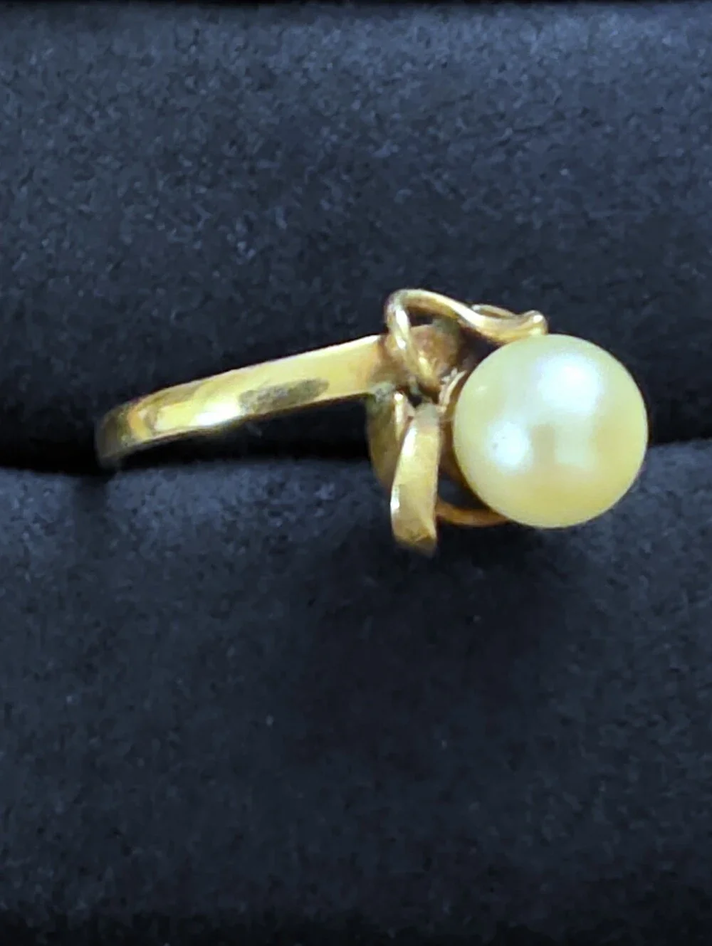 14k Pearl Yellow Gold Ring (Vintage)
